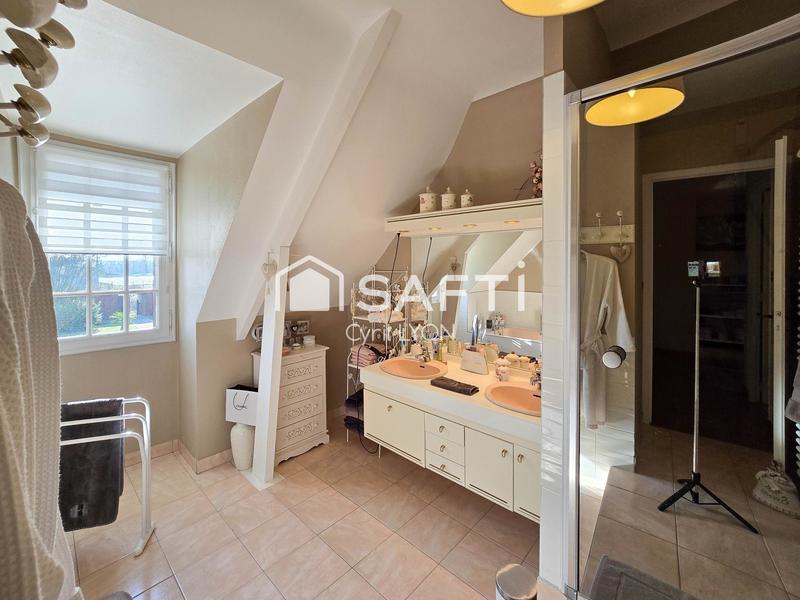 Maison - 166 m² - 6 pièces