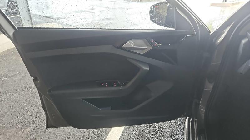 Audi A1 1.0 Tfsi 116 s-Tronic7 s line - 5 places Automatique