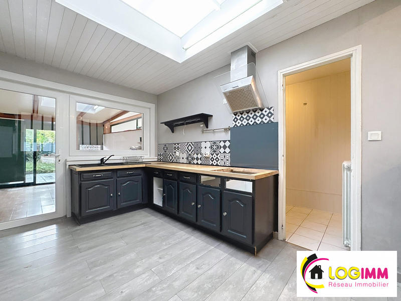 Maison - 121 m² - 7 pièces