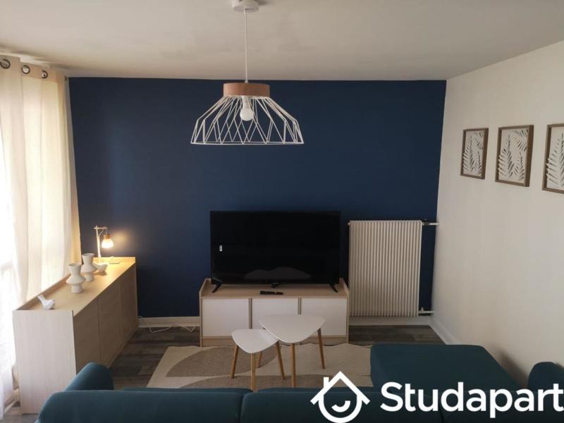 Chambre - 14 m² - 1 pièce