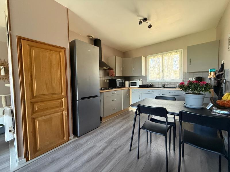 Maison - 236 m² - 10 pièces