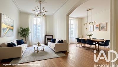 Maison - 98 m² - 4 pièces