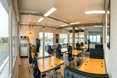 Local commercial - 143 m²