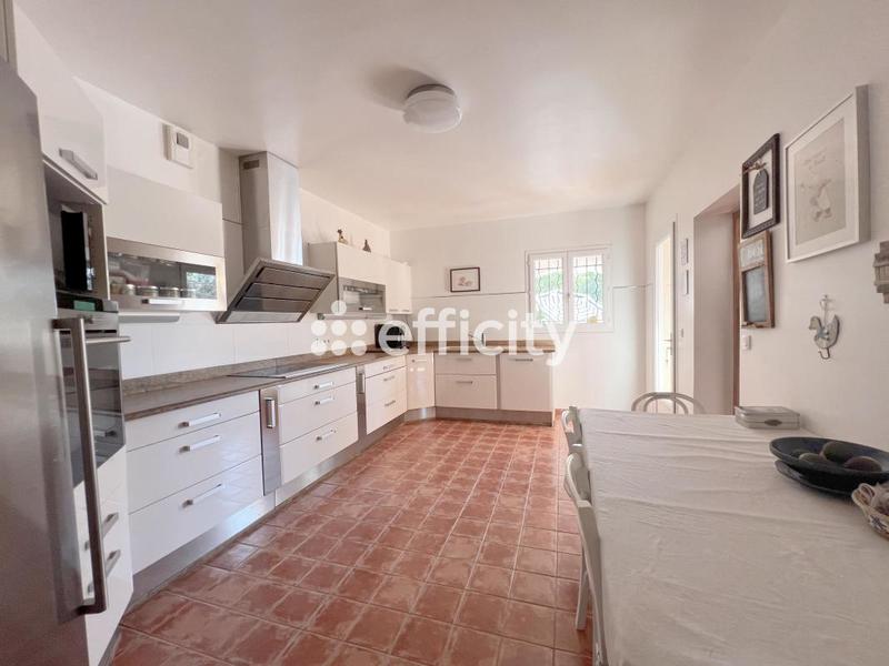 Maison - 169 m² - 6 pièces