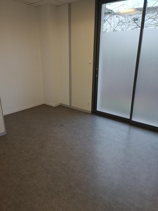Bureau - 27 m²