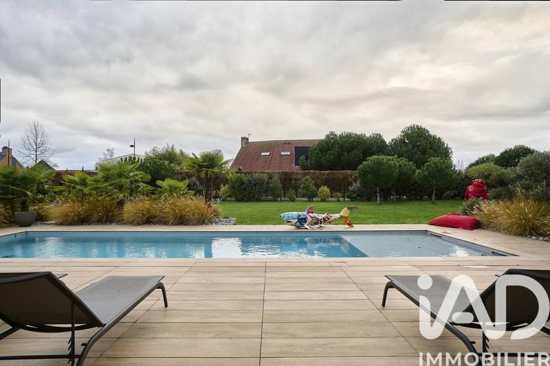 Maison de maîtres - 250 m² - 6 pièces