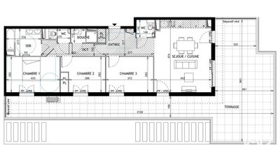 Appartement - 82 m² - 4 pièces