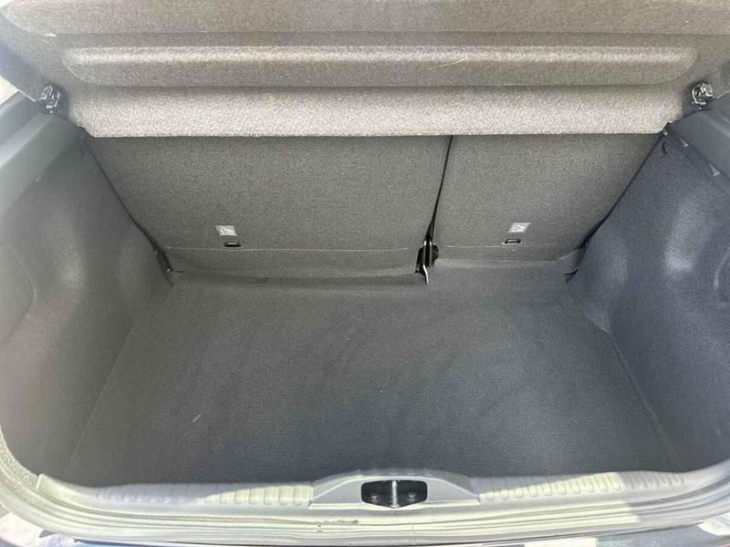 Citroën C3 1.2 PureTech 110 cv s&amp;S Shine Business Eat6 132g