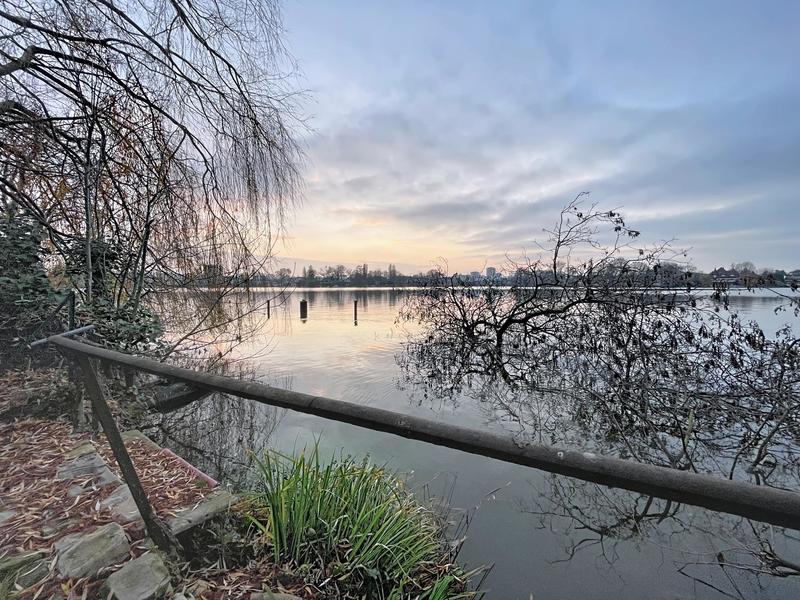 Maison - 242 m² - 10 pièces