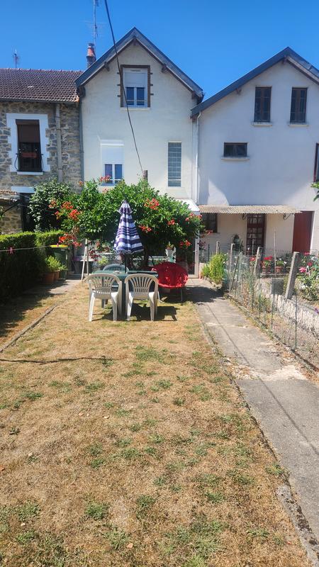 Maison - 100 m² - 6 pièces