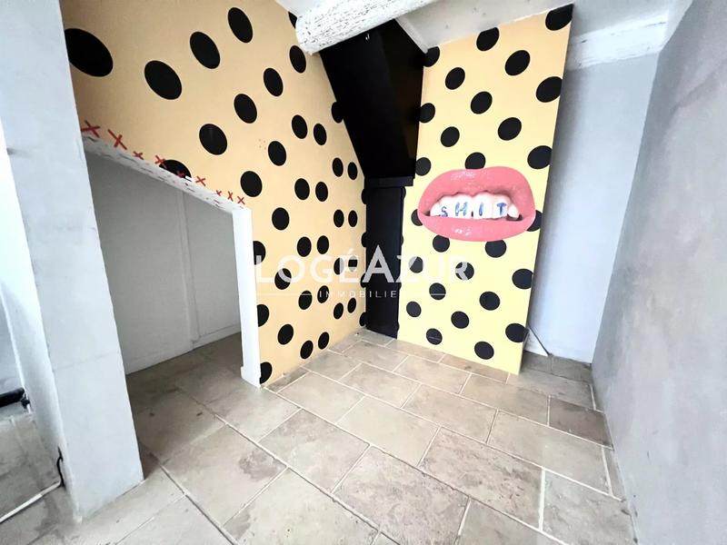 Local commercial - 28 m² - 1 pièce