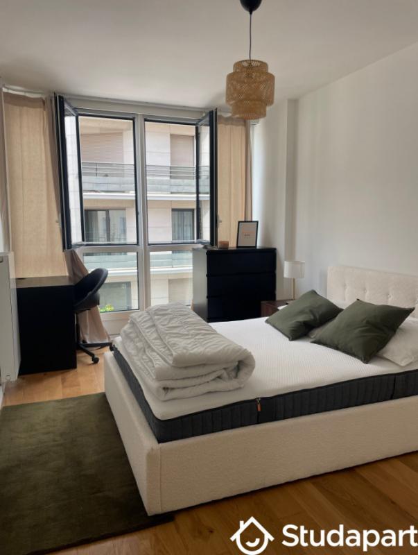 Chambre - 13 m² - 1 pièce