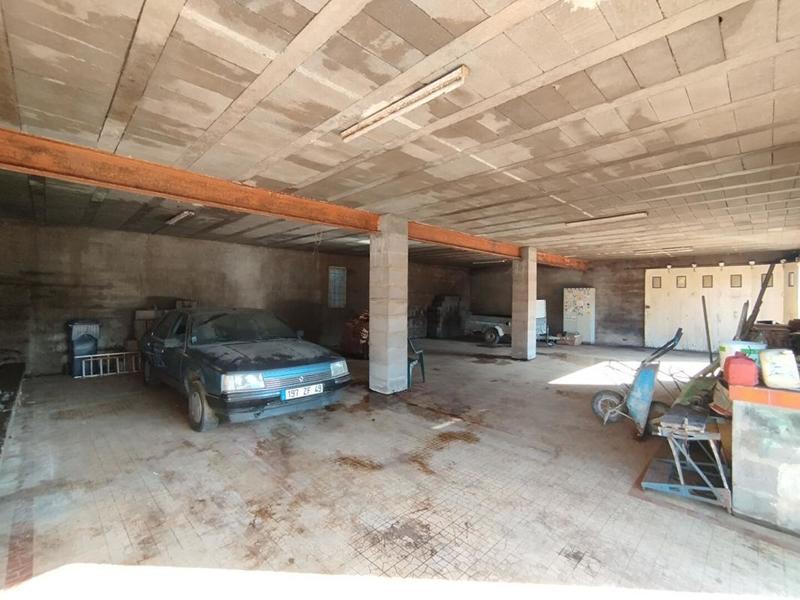 Maison - 150 m² - 1 pièce