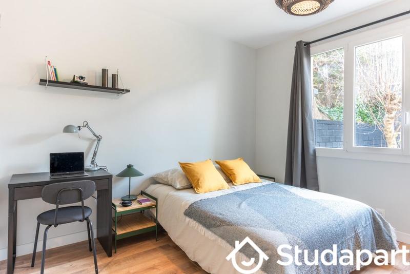 Chambre - 15 m² - 1 pièce