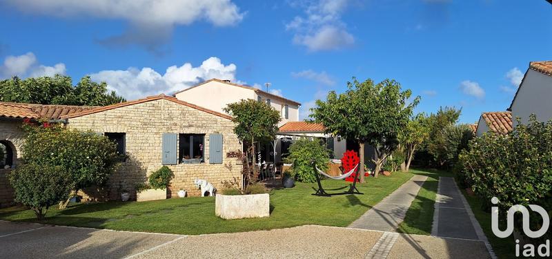 Maison - 174 m² - 9 pièces