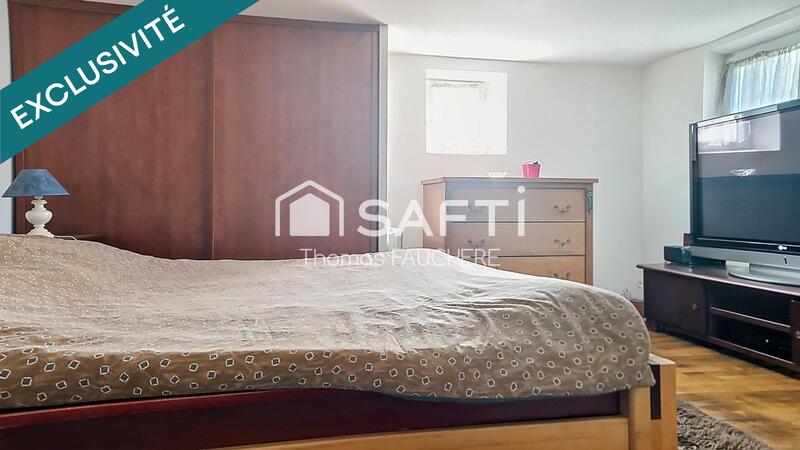 Maison - 140 m² - 8 pièces