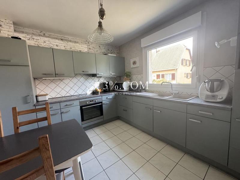 Maison - 98 m² - 5 pièces