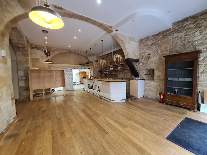 Local commercial - 254 m²