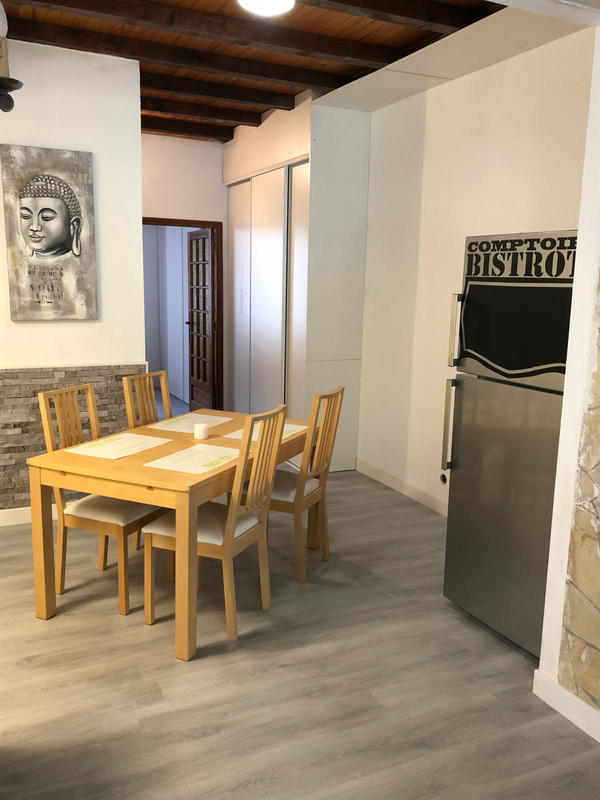 Maison - 235 m² - 10 pièces