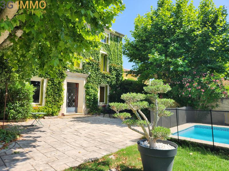 Maison de maîtres - 280 m² - 14 pièces