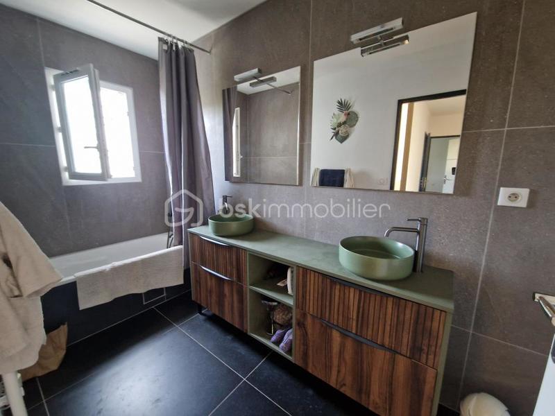 Villa - 147 m² - 6 pièces