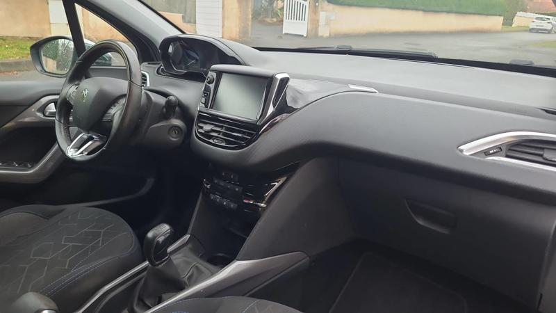 Peugeot 2008 1.2 PureTech 82 Style