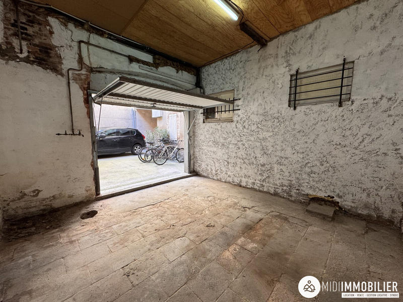 Parking / Garage - 40 m²