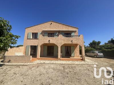 Maison - 214 m² - 9 pièces