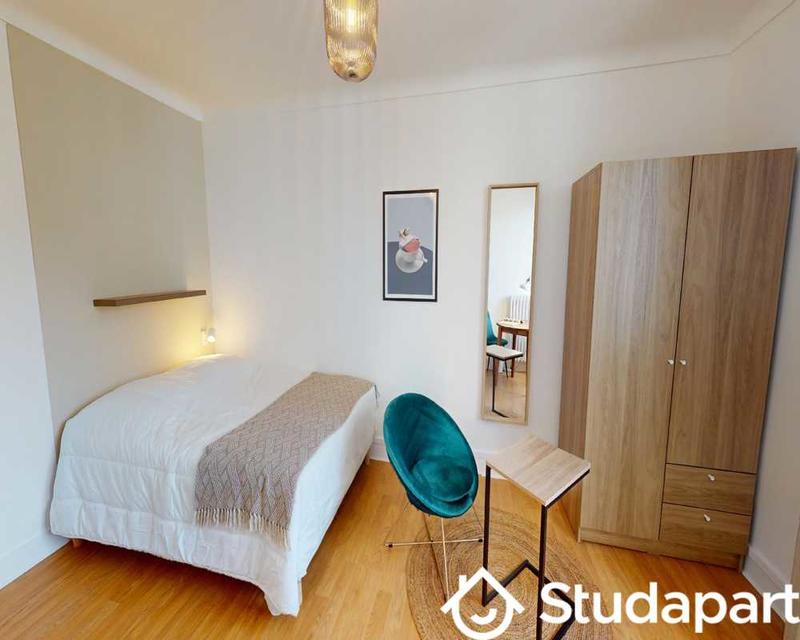 Chambre - 55 m² - 1 pièce