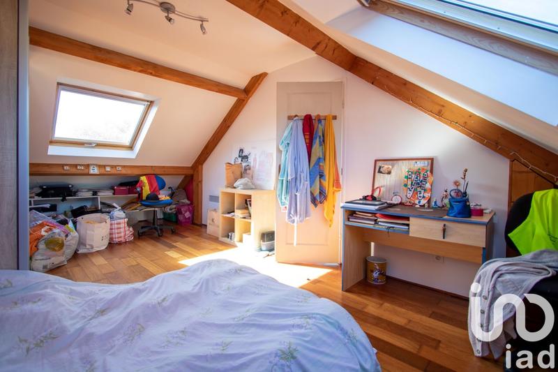 Maison - 210 m² - 8 pièces