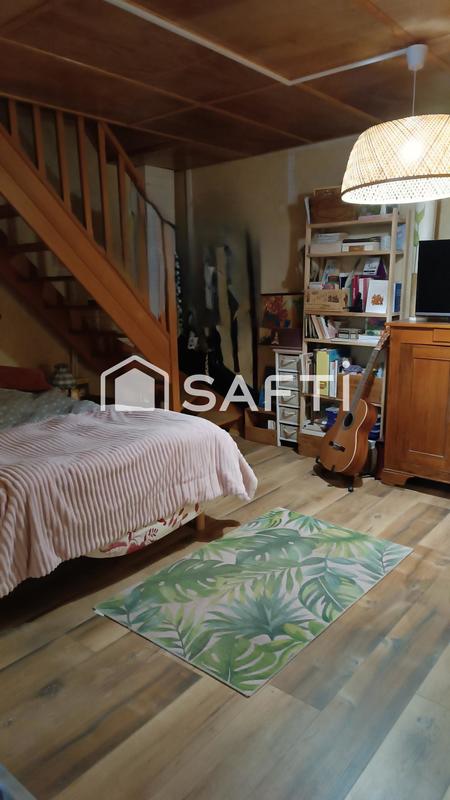 Maison - 75 m² - 5 pièces