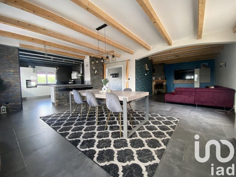 Maison - 430 m² - 8 pièces