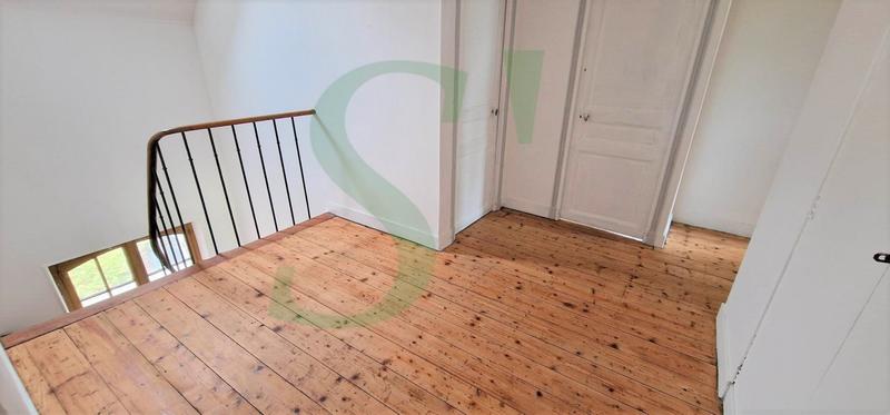 Maison de maîtres - 279 m² - 11 pièces