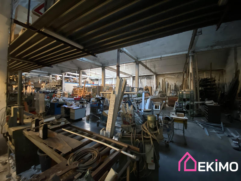 Local d'activités - 1 200 m²