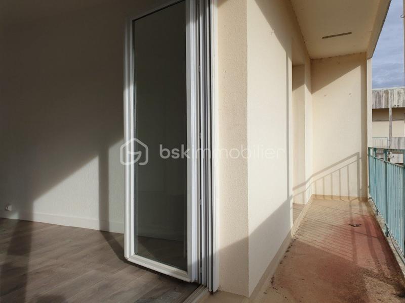 Appartement - 65 m² - 4 pièces