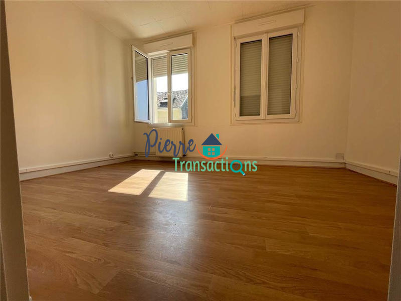 Appartement - 84 m² - 4 pièces