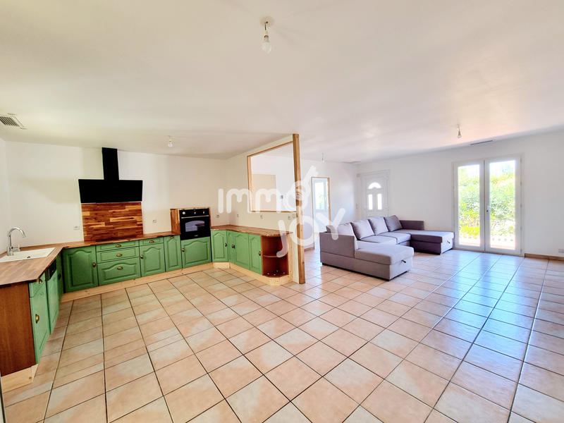 Maison - 93 m² - 5 pièces