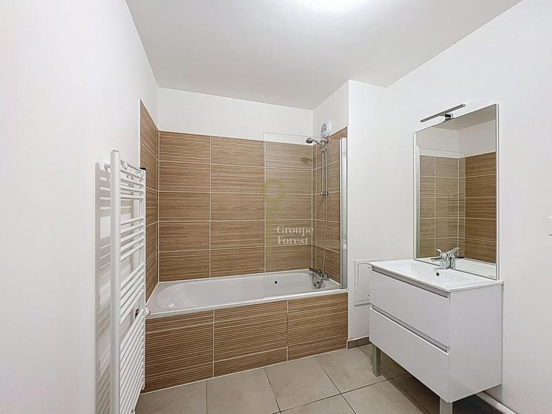 Appartement - 93 m² - 4 pièces