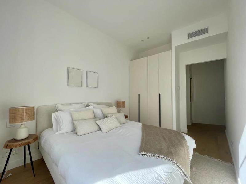 Appartement - 136 m² - 5 pièces