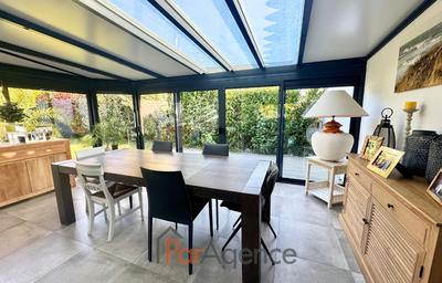 Maison - 184 m² - 6 pièces