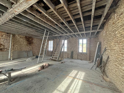 Maison - 129 m² - 2 pièces