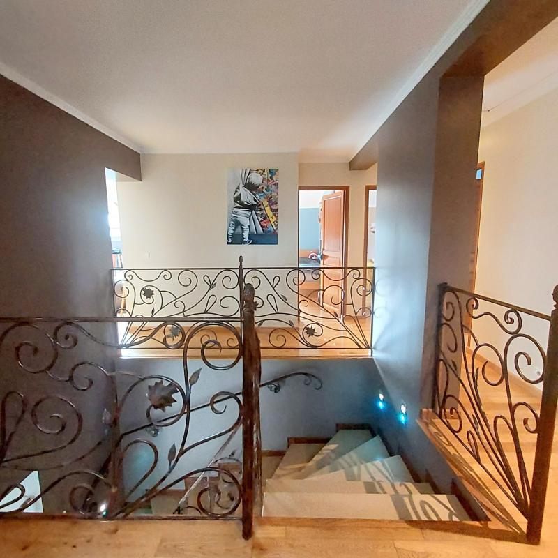Maison - 184 m² - 5 pièces