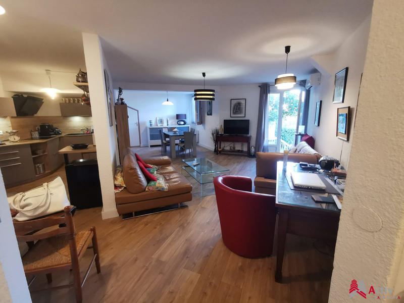 Appartement - 86 m² - 3 pièces