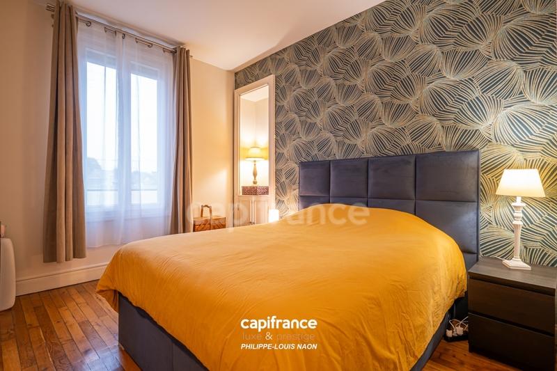 Maison bourgeoise - 235 m² - 9 pièces