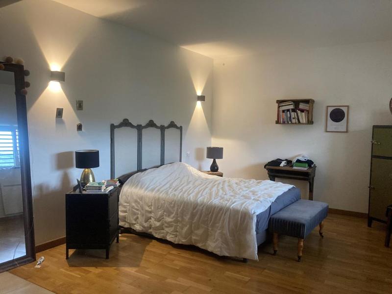 Maison en pierre - 250 m² - 10 pièces