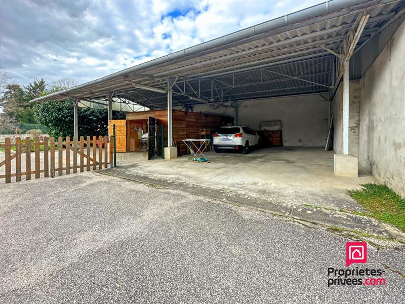 Maison - 200 m² - 8 pièces