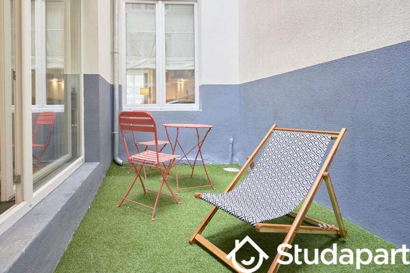 Chambre - 13 m² - 1 pièce