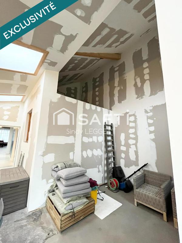 Maison - 201 m² - 7 pièces