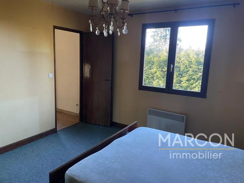 Maison - 94 m² - 5 pièces