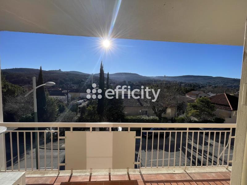 Appartement - 157 m² - 7 pièces